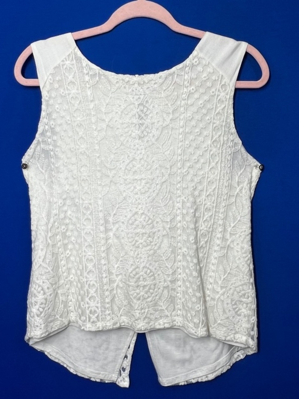 Like New |•TRIBAL JEANS•| Pretty Sleeveless Off White Crochet Top Size Medium